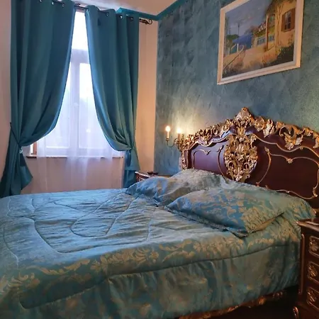 Imperia, Museums-hotel, Treppensteigen Vendégház