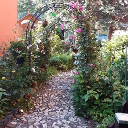 Imperia, Museums-hotel, Treppensteigen Vendégház 3*