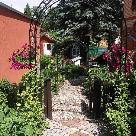 Vendégház Imperia, Museums-hotel, Treppensteigen 3*