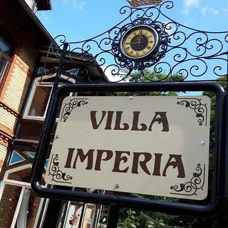 Imperia, Museums-hotel, Treppensteigen بيت ضيافة 3*