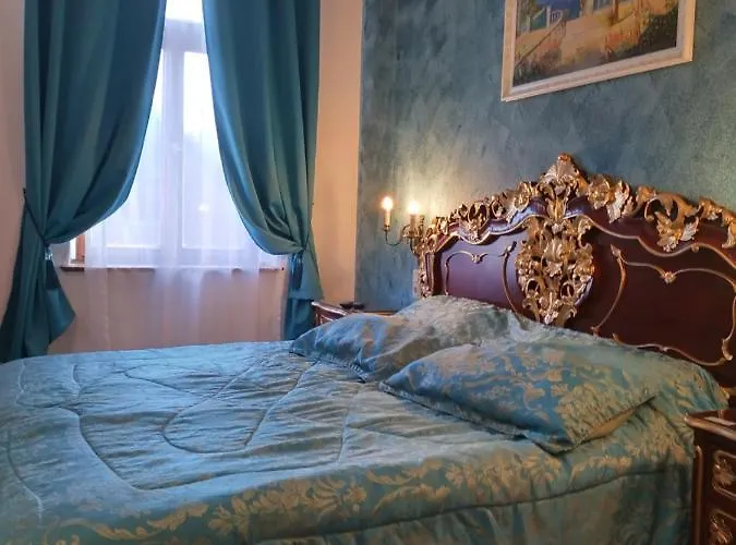 Imperia, Museums-hotel, Treppensteigen Pensionat