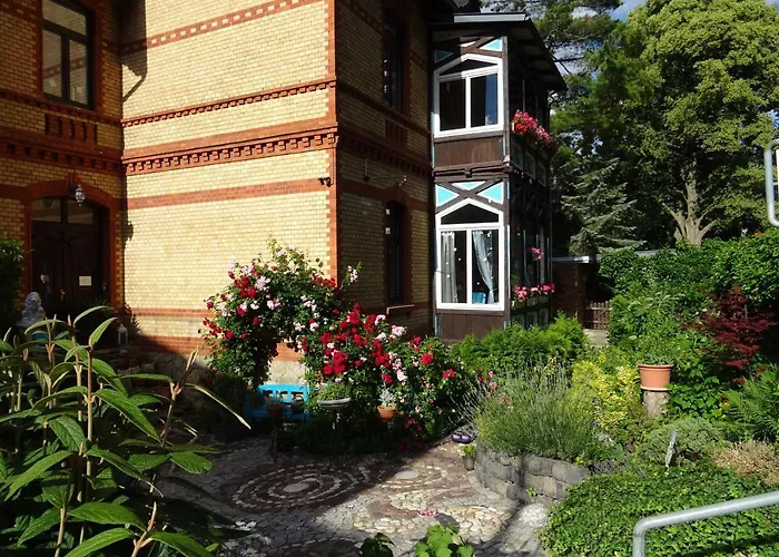 Pensionat Imperia, Museums-hotel, Treppensteigen