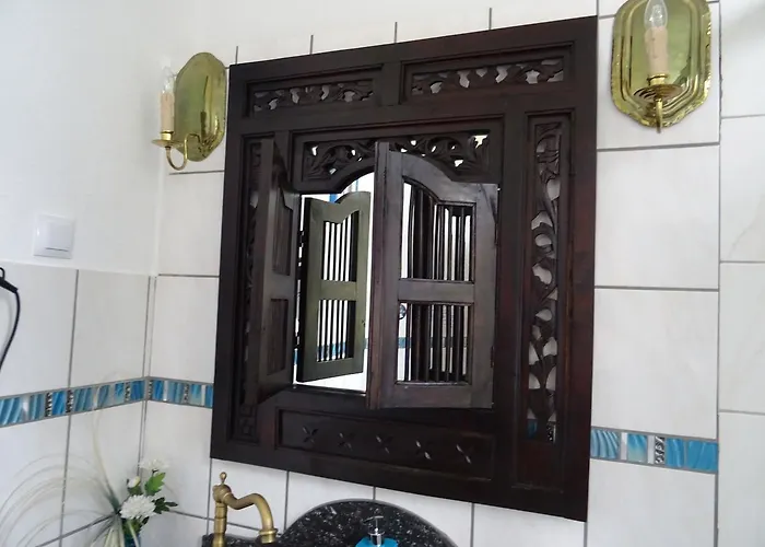 Pensionat Imperia, Museums-hotel, Treppensteigen 3*