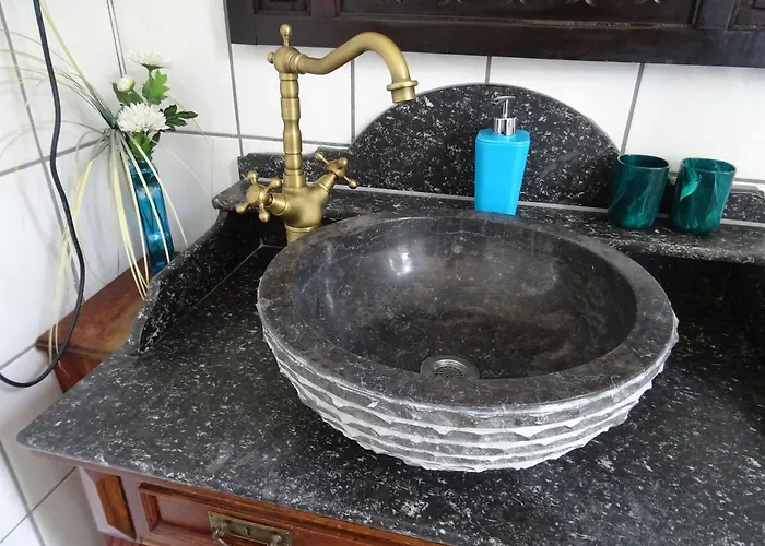 Pensionat Imperia, Museums-hotel, Treppensteigen 3*