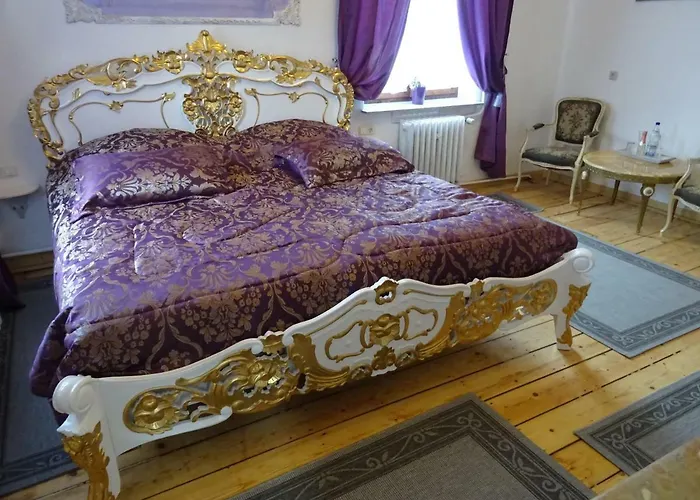 Imperia, Museums-hotel, Treppensteigen Pensionat