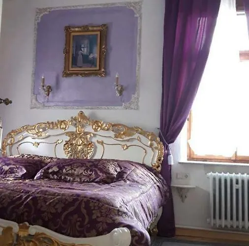 Pensionat Imperia, Museums-hotel, Treppensteigen 3*