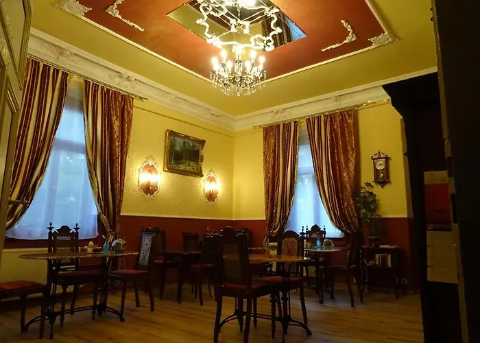 Imperia, Museums-hotel, Treppensteigen Pensionat 3*